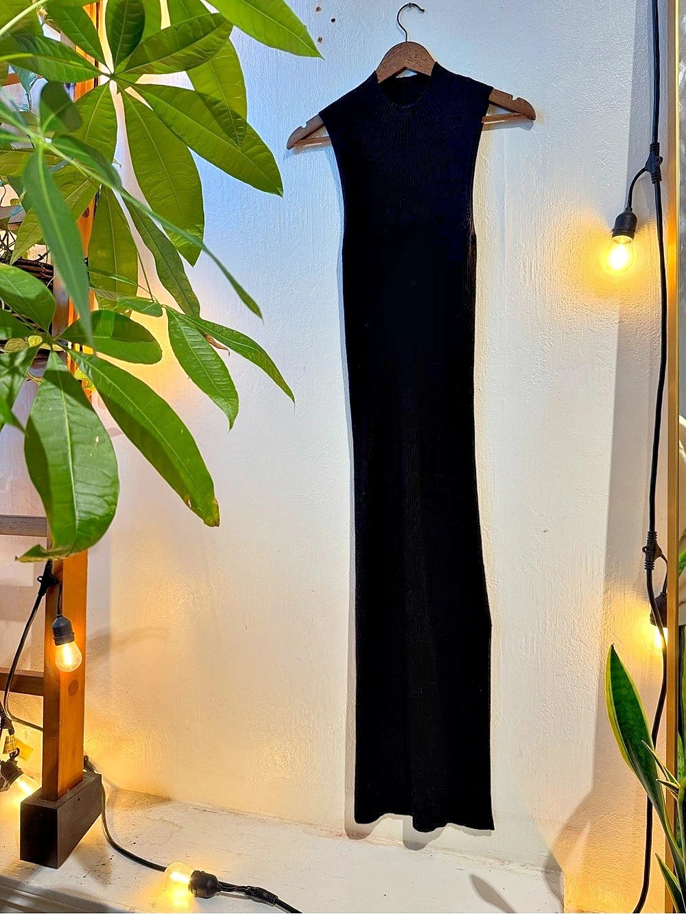 Dynamite Ribbed Maxi Dress in Black Size Small